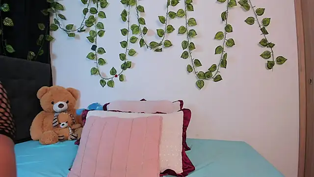 Delilah 85 online show from 10-11-25, 11:14