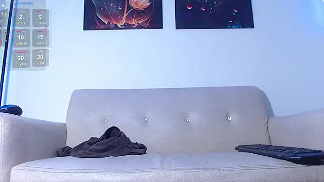 Snapshot of Owenferrara chatting on 10-24-25, 07:54 Owenferrara online show from 10-24-25, 07:54