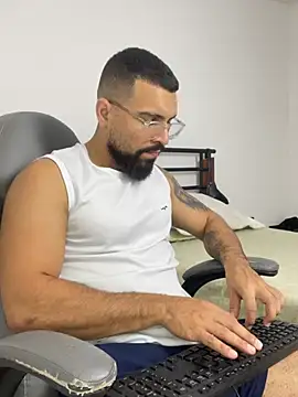 vincentjaxon online show from 03-06-26, 05:42