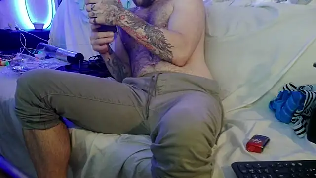 Luv2SuckBWC92 online show from 11-07-25, 09:37