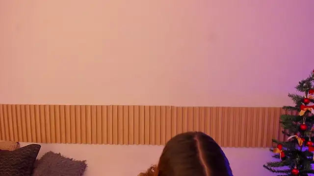 Snapshot of OliviaSweett chatting on 11-30-25, 06:56 OliviaSweett online show from 11-30-25, 06:56