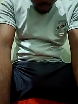 Snapshot of monubigcoock chatting on 11-18-25, 03:05 monubigcoock online show from 11-18-25, 03:05