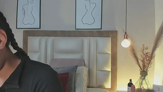 LunaAspen  online show from 11-05-25, 05:46