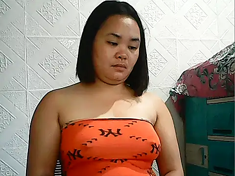 CreamyPussy4uxx online show from 02-19-26, 03:46