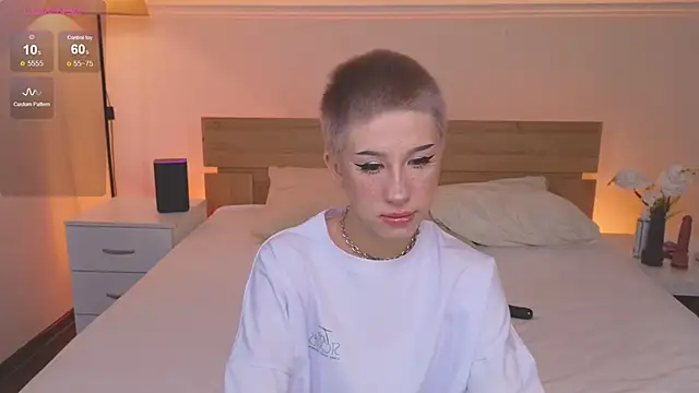 Necucub online show from 10-09-25, 03:59