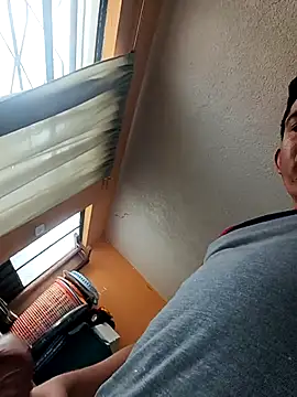 Exitante96 online show from 12-14-25, 06:56