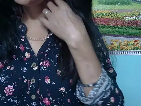 Snapshot of Lovely_bhabhi143 chatting on 05-04-26, 06:09 Lovely bhabhi143 online show from 05-04-26, 06:09