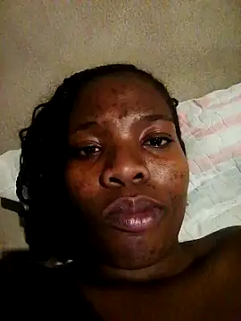 Snapshot of Sweetheart1695 chatting on 10-03-25, 01:02 Sweetheart1695 online show from 10-03-25, 01:02