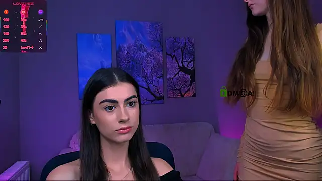 Snapshot of nekky_mouse chatting on 10-10-25, 09:19 nekky mouse online show from 10-10-25, 09:19