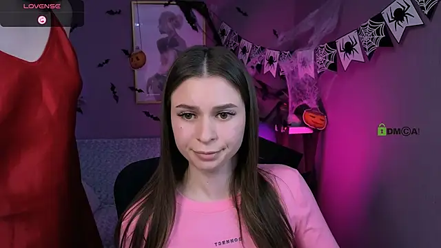 Snapshot of nekky_mouse chatting on 10-22-25, 07:46 nekky mouse online show from 10-22-25, 07:46