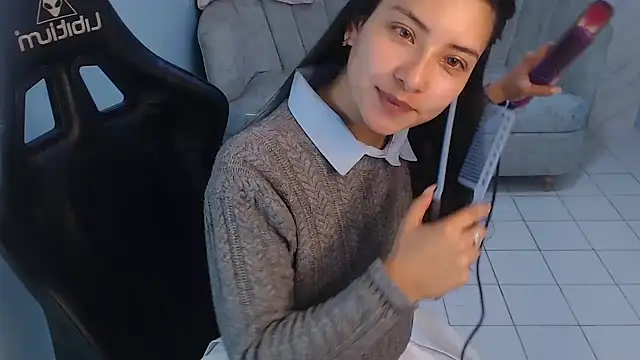 victoria hernandez t  online show from 04-02-26, 01:09