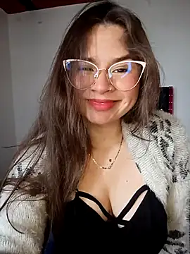 Snapshot of Isa_Acosta chatting on 09-17-25, 07:37 Isa Acosta online show from 09-17-25, 07:37