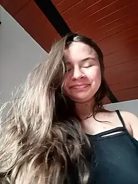 Snapshot of Isa_Acosta chatting on 10-10-25, 11:09 Isa Acosta online show from 10-10-25, 11:09