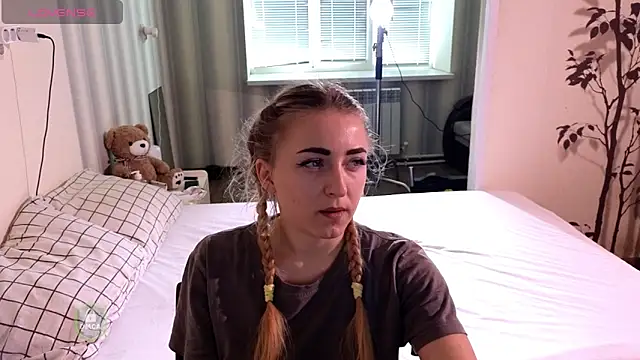 space danger online show from 04-12-26, 06:29