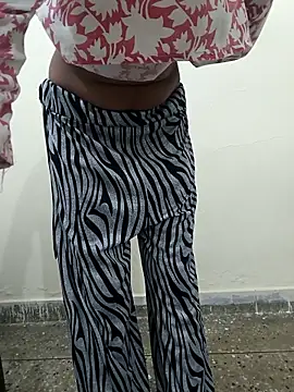 Alia-00 online show from 10-14-25, 04:02