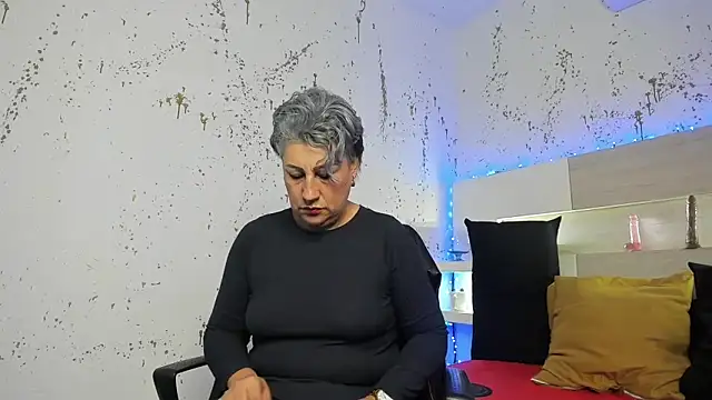 Snapshot of JaddeWalker chatting on 10-12-25, 11:31 JaddeWalker online show from 10-12-25, 11:31