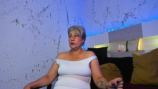 Snapshot of JaddeWalker chatting on 11-14-25, 11:20 JaddeWalker online show from 11-14-25, 11:20