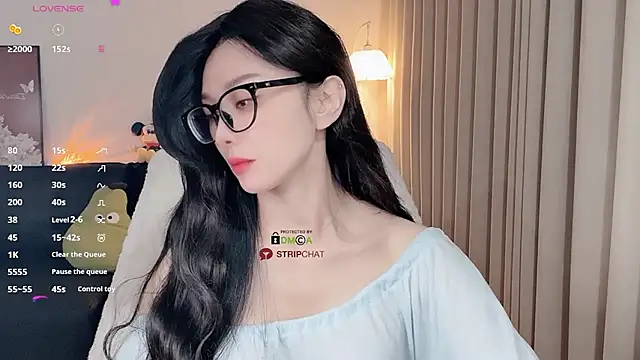 Xiatian520  online show from 03-11-26, 07:58