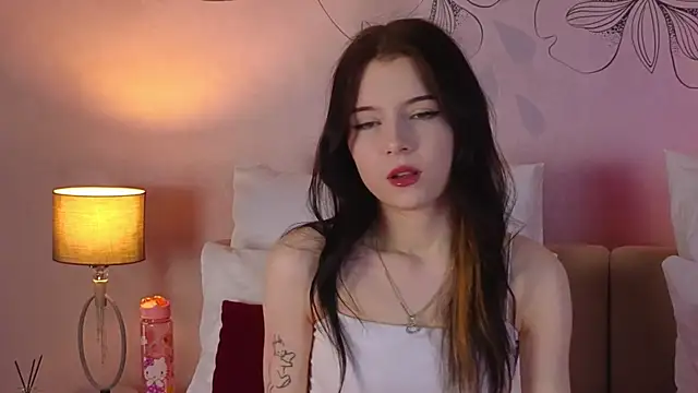 Snapshot of Angel__Rosse chatting on 06-11-26, 04:49 Angel Rosse online show from 06-11-26, 04:49