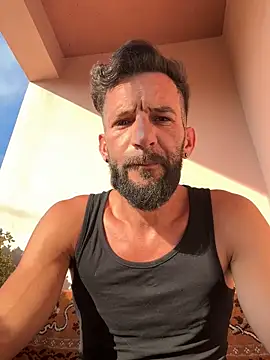 Michel huge online show from 09-09-25, 05:51