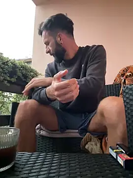 Michel huge online show from 09-17-25, 04:25