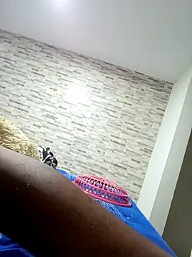 MI GERALD online show from 12-21-25, 01:40