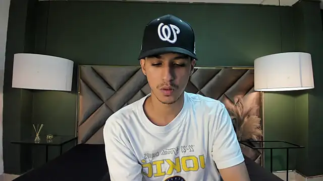 Marcus Jeron online show from 09-29-25, 03:55