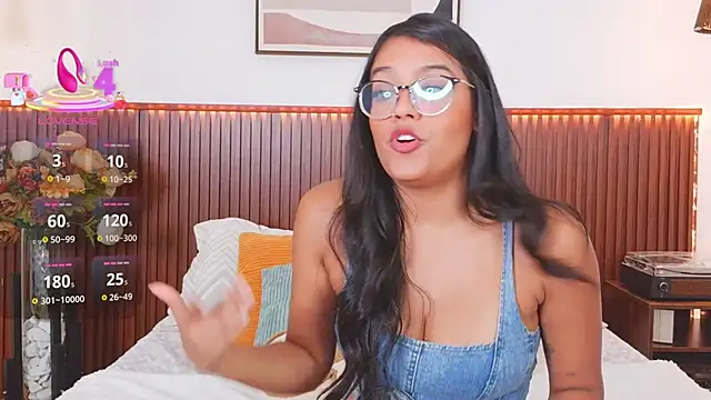 Snapshot of Camila_Bustamante chatting on 04-18-26, 07:07 Camila Bustamante online show from 04-18-26, 07:07