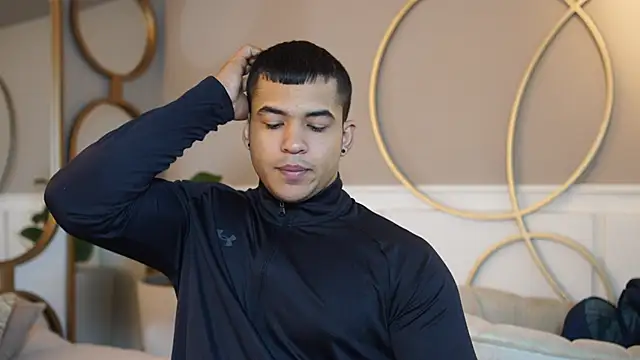 Thiago Valente online show from 10-29-25, 01:02