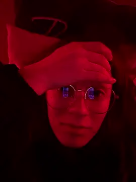 Ellie lowell online show from 01-10-26, 01:29