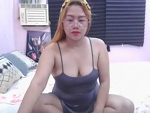 WildPussy4uxx online show from 01-12-26, 11:59