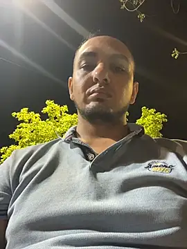 Alejand276765 online show from 10-24-25, 12:41