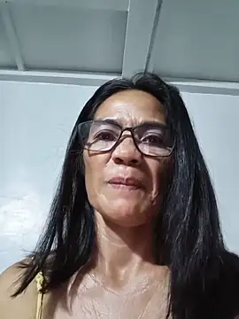 Snapshot of ImYourWoman_55 chatting on 05-31-26, 09:49 ImYourWoman 55 online show from 05-31-26, 09:49