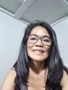 Snapshot of ImYourWoman_55 chatting on 06-14-26, 08:38 ImYourWoman 55 online show from 06-14-26, 08:38