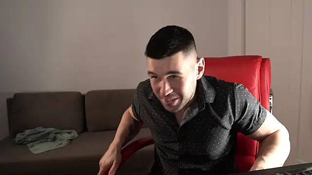 Sand0w online show from 04-13-26, 07:41