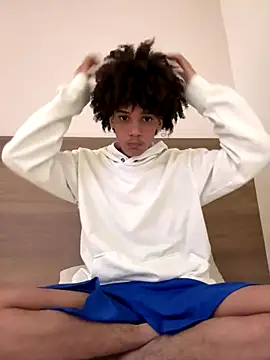 Snapshot of Max_Rain chatting on 09-14-25, 04:55 Max Rain online show from 09-14-25, 04:55