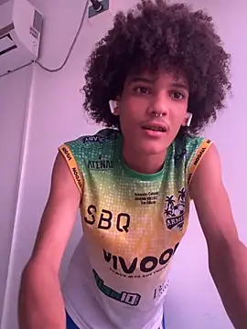 Snapshot of Max_Rain chatting on 10-18-25, 05:35 Max Rain online show from 10-18-25, 05:35