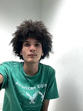 Snapshot of Max_Rain chatting on 11-05-25, 01:16 Max Rain online show from 11-05-25, 01:16