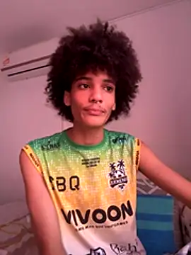 Snapshot of Max_Rain chatting on 12-03-25, 12:14 Max Rain online show from 12-03-25, 12:14