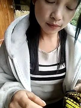 Tiyir597 online show from 10-24-25, 02:52