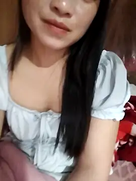 Snapshot of Tiyir597 chatting on 04-28-26, 02:11 Tiyir597 online show from 04-28-26, 02:11