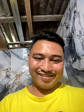 Snapshot of BicuriousExploer chatting on 11-04-25, 10:31 BicuriousExploer online show from 11-04-25, 10:31