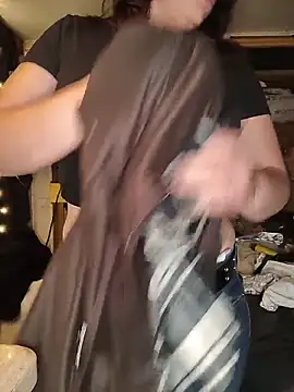 Snapshot of Britania666 chatting on 02-16-26, 05:25 Britania666 online show from 02-16-26, 05:25