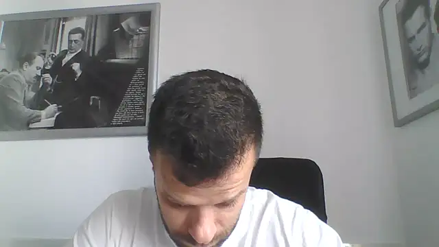 Snapshot of FROCETTO93 chatting on 05-25-26, 06:30 FROCETTO93 online show from 05-25-26, 06:30