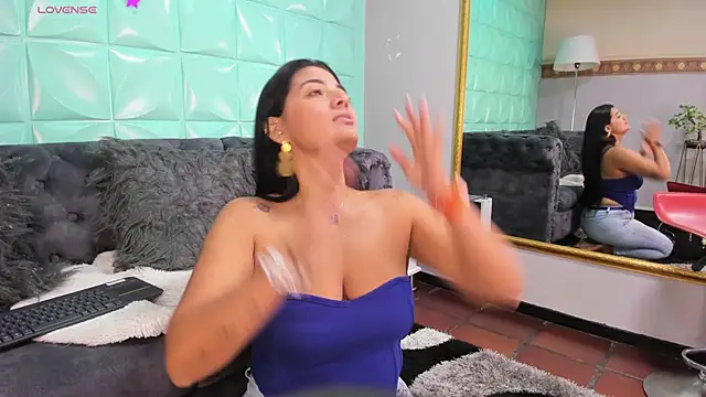 SailonTeen online show from 11-28-25, 09:06