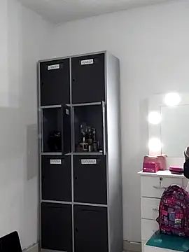 Merybeks online show from 10-24-25, 10:33