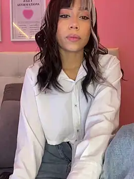 Willow Wright online show from 03-26-26, 02:00