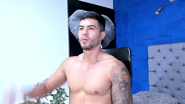 andres-clark92 online show from 11-16-25, 06:46