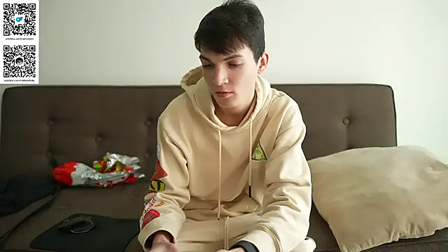 MattyandAiden online show from 03-08-26, 04:55