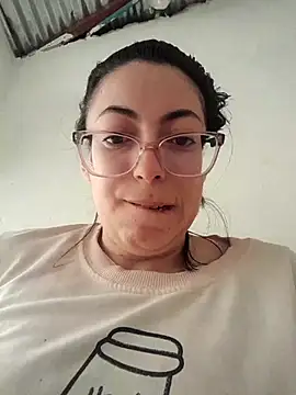 Snapshot of Miranda_sexlove_ chatting on 11-20-25, 06:18 Miranda sexlove online show from 11-20-25, 06:18